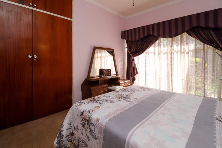 3 Bedroom Property for Sale in Flamwood North West